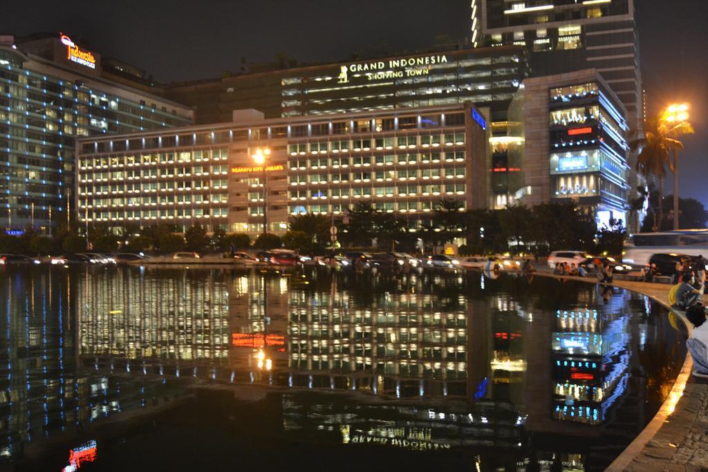 Focus Hotel Jakarta Exteriör bild