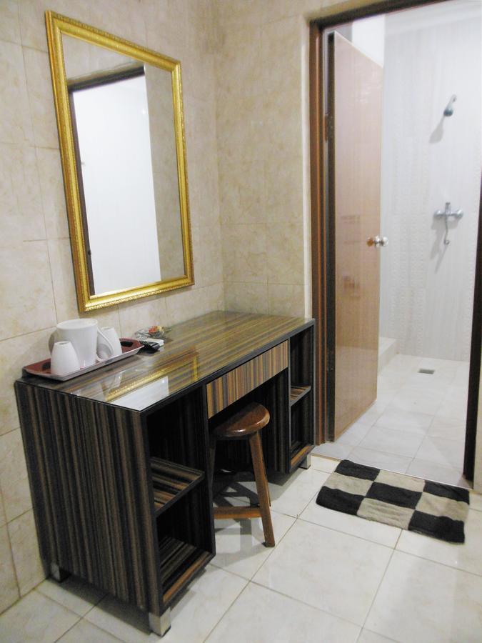 Focus Hotel Jakarta Exteriör bild